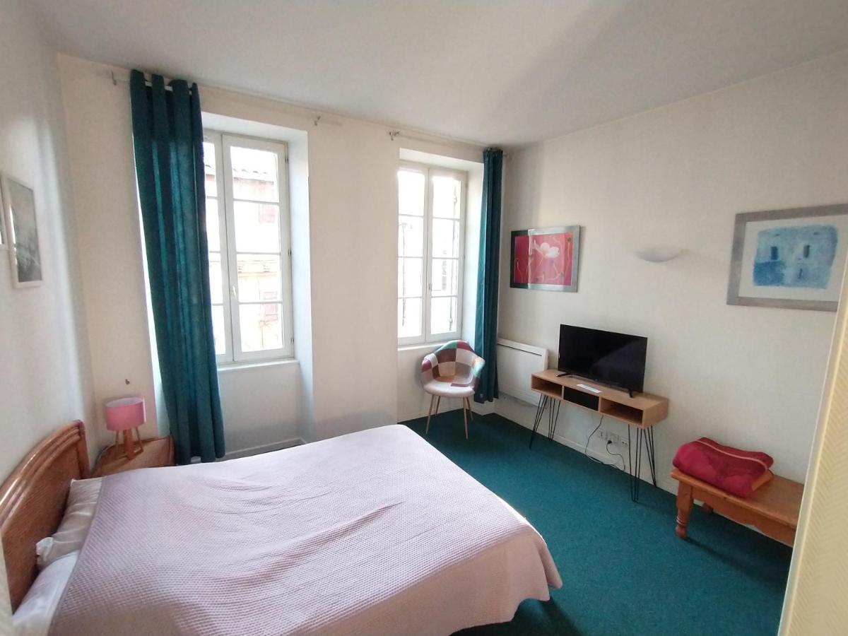 Les Terrasses Du Petit Nerac Bed & Breakfast ภายนอก รูปภาพ